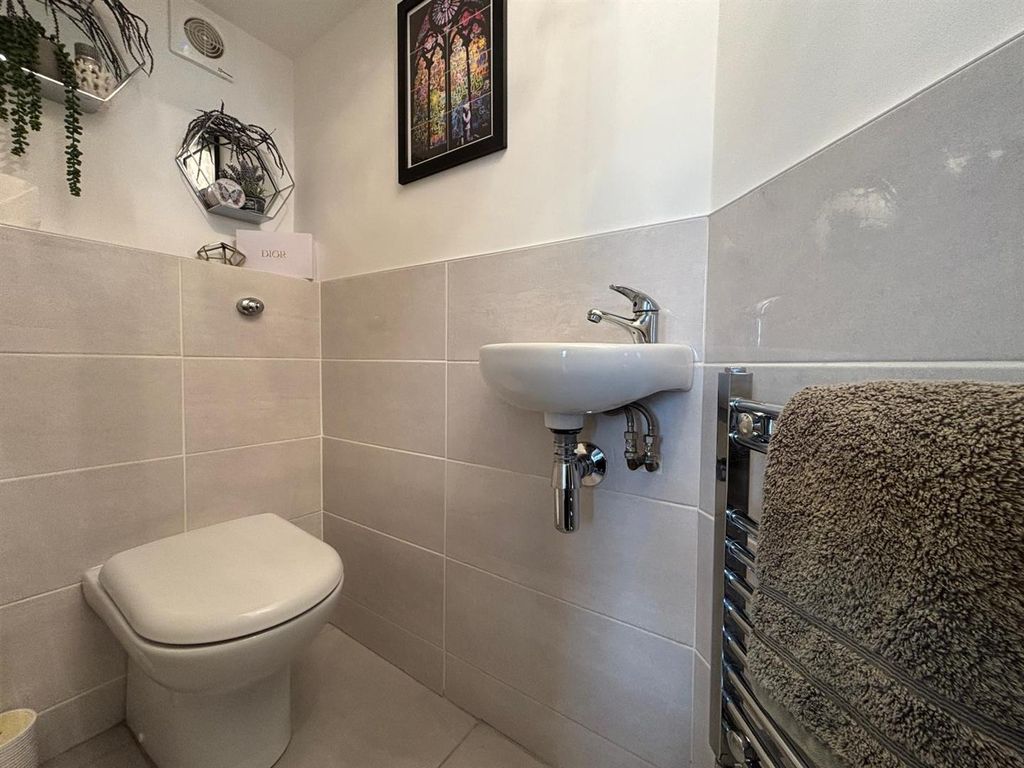 Property photo 3 of 27 Img-20251113-Wa0028.Jpg