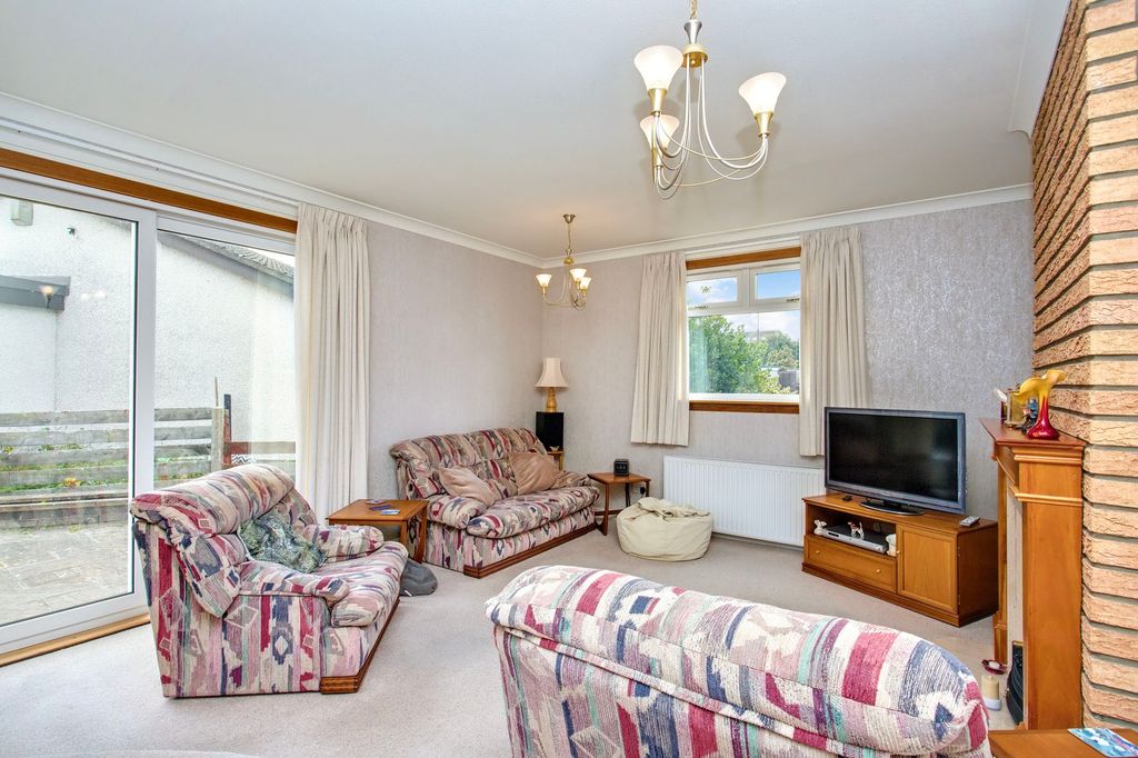 Property photo 2 of 12 Property Image 2