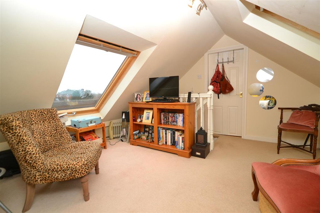 Additional image 12 of 2 bed flat for saleWaterside, Upton Upon Severn, Worcester WR8