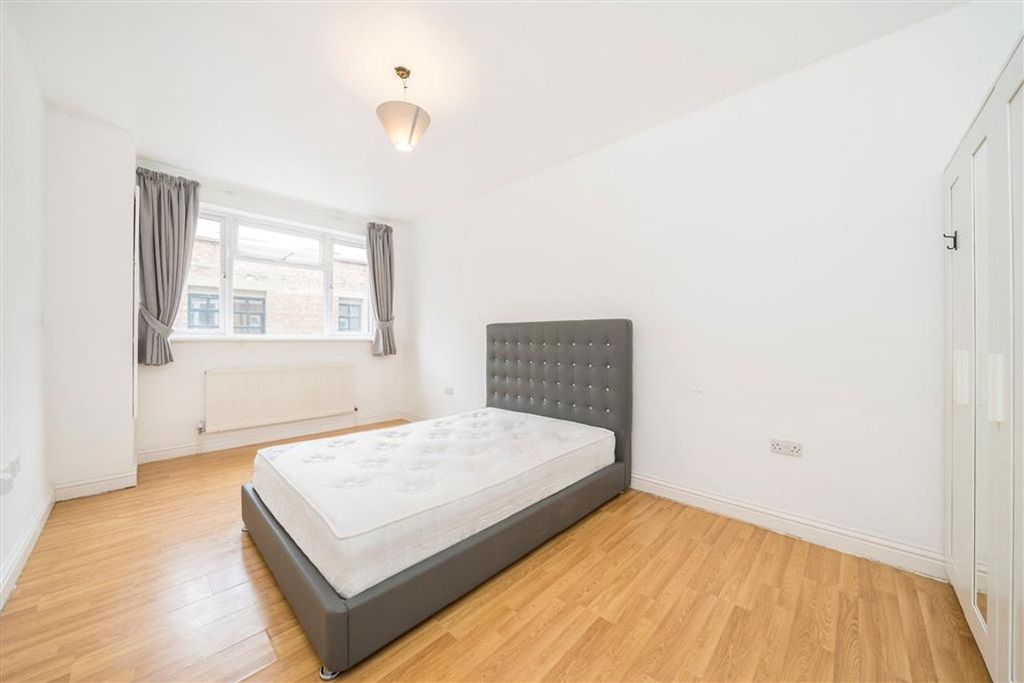 Property photo 3 of 4