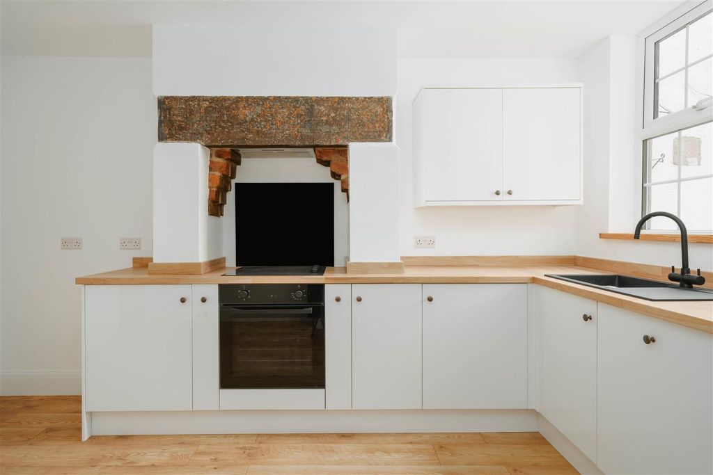 Property photo 2 of 21 Kitchen-5.Jpg