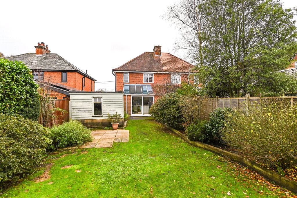 Property photo 1 of 23 Picture No. 04