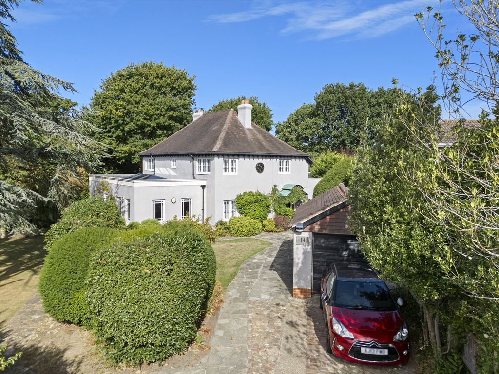 Property photo 1 of 39 Picture No. 02