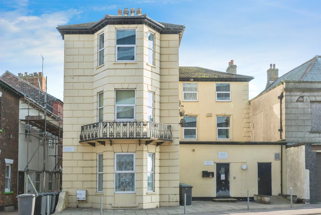 Property photo 2 of 16