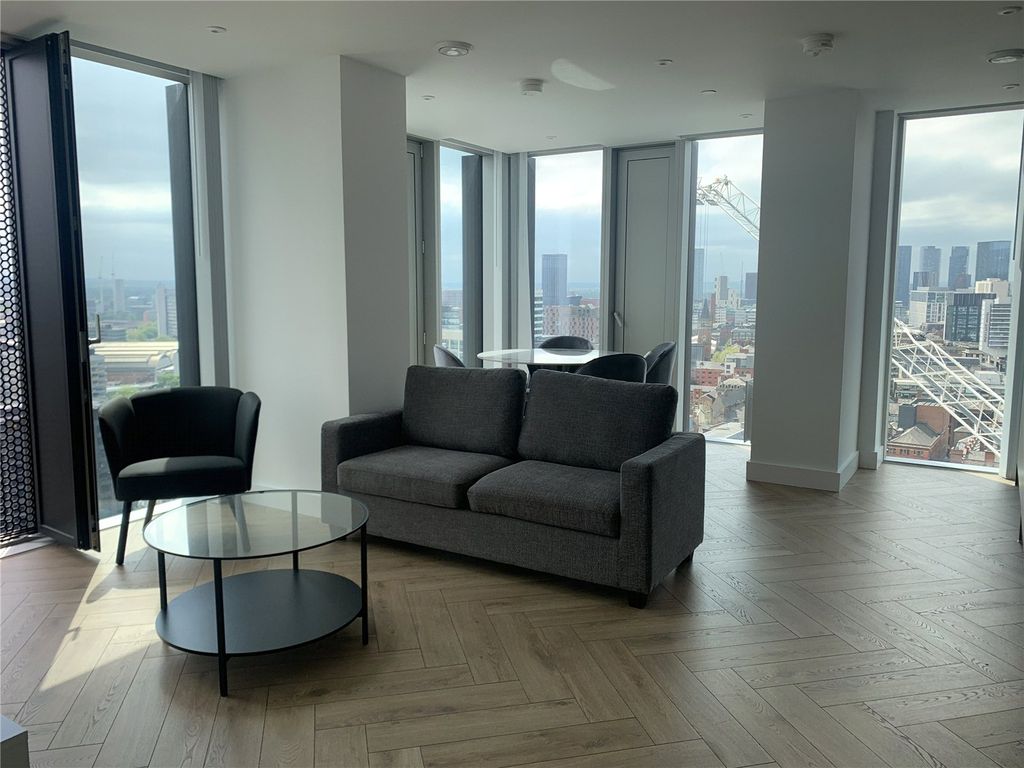 Property photo 3 of 27 Picture 3