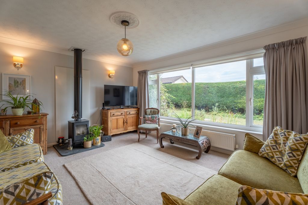 Property photo 2 of 25 Dsc01704-Hdr