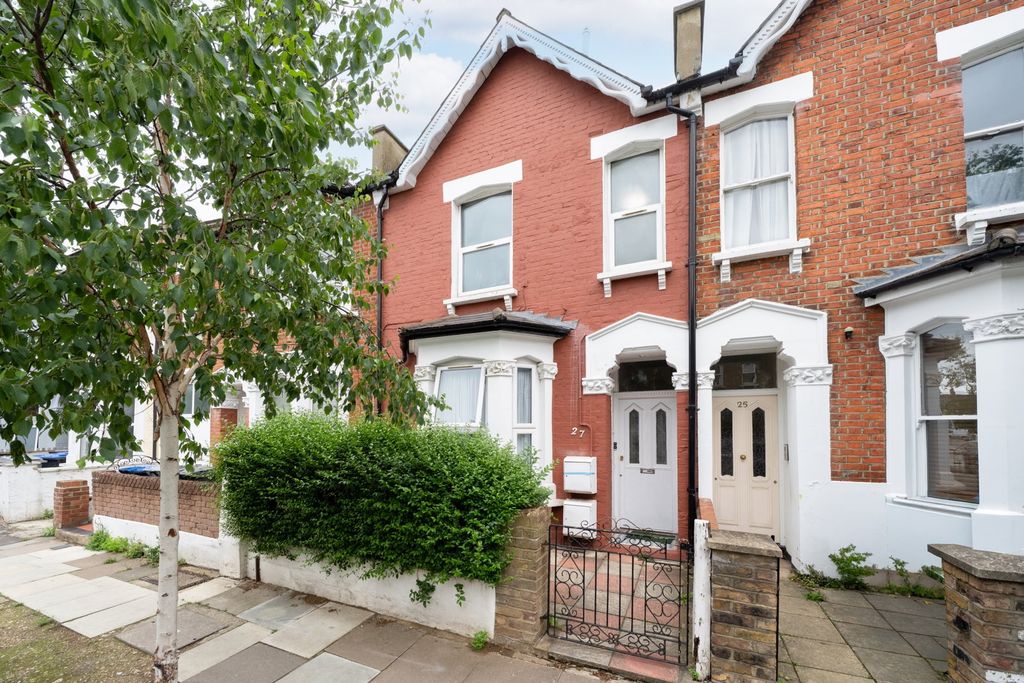 Property photo 1 of 11