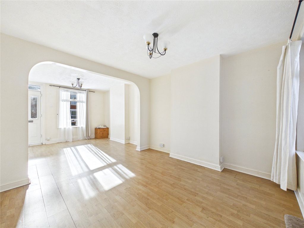 Property photo 3 of 8 Picture No. 03