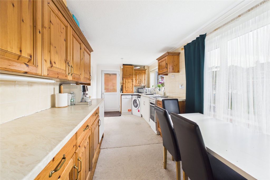 Property photo 3 of 12 Picture No. 13