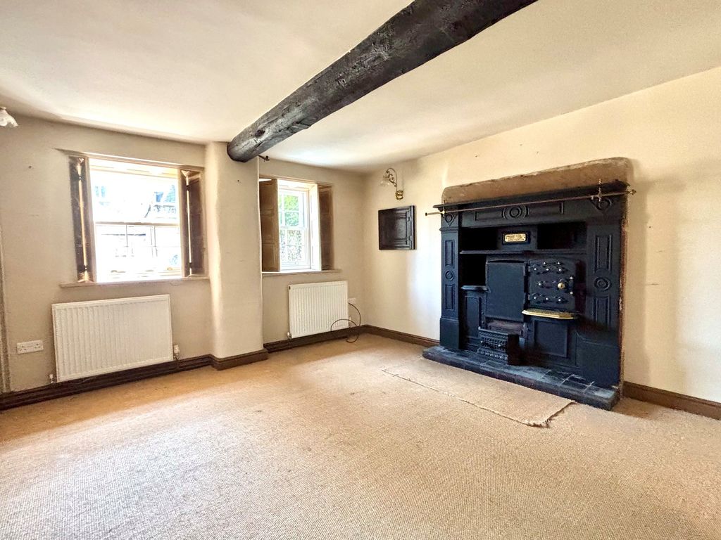 Property photo 3 of 21