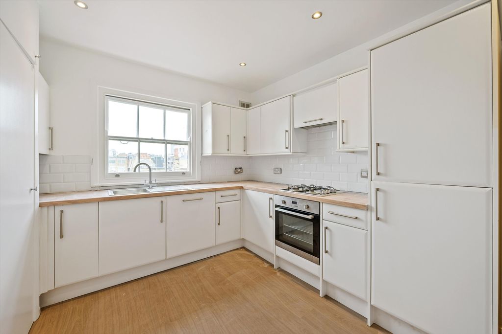 Property photo 3 of 13 Image