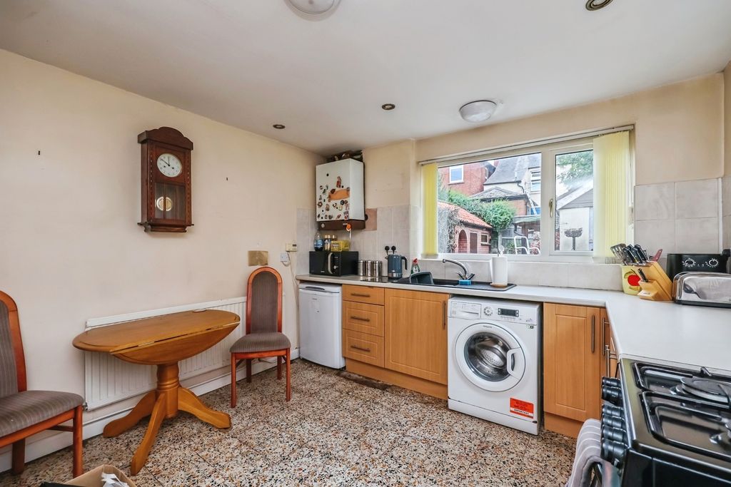 Property photo 2 of 19 Pbox-Img.Jpg