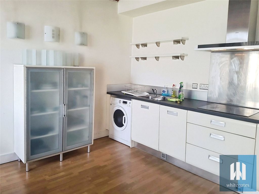 Property photo 2 of 7 Picture No. 39