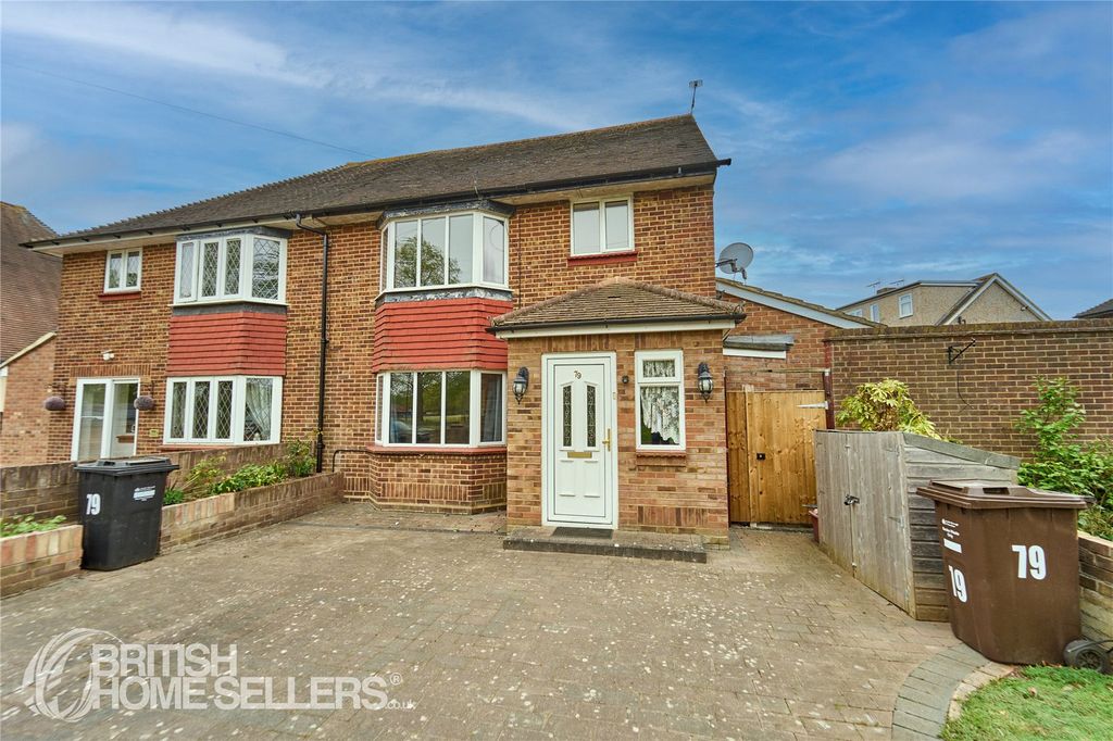 Property photo 1 of 33 Picture No. 12