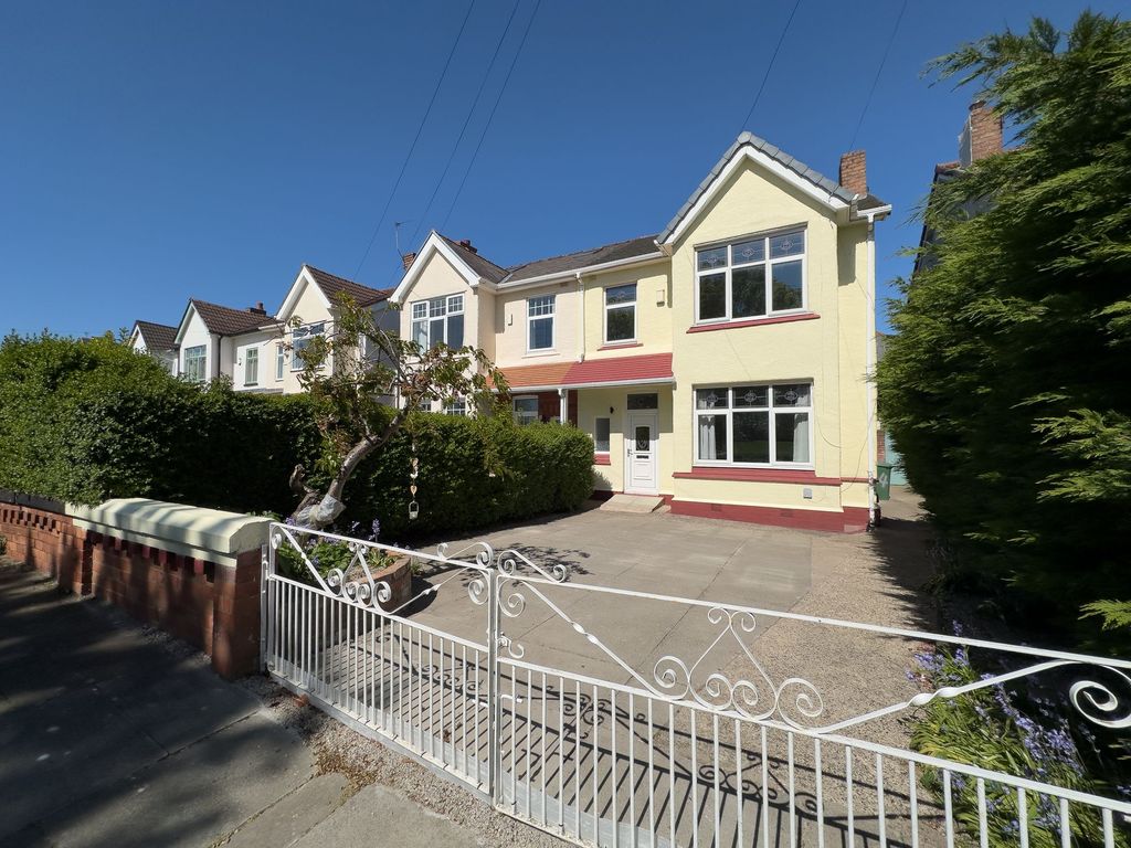 Property photo 1 of 22