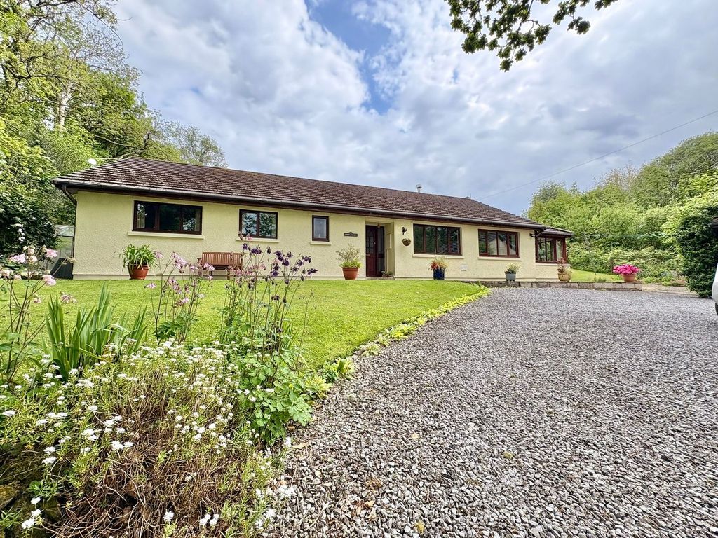 Property photo 1 of 47