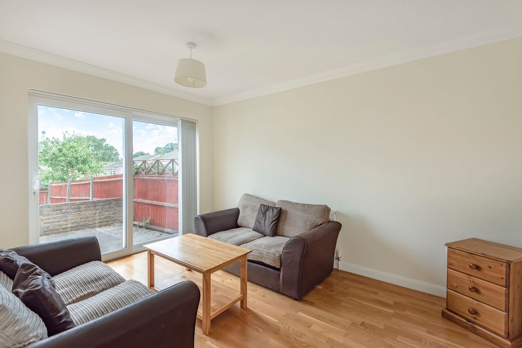 Property photo 2 of 14 Img_18_2_Original.Jpg