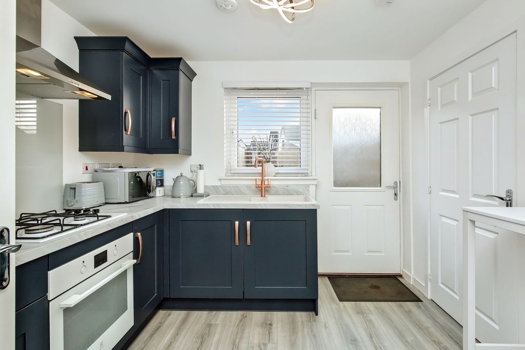 Property photo 3 of 12 Property Image 3