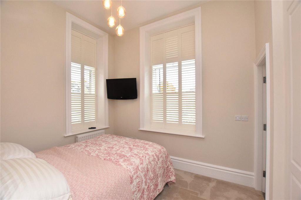 Property photo 3 of 11 Picture No. 04