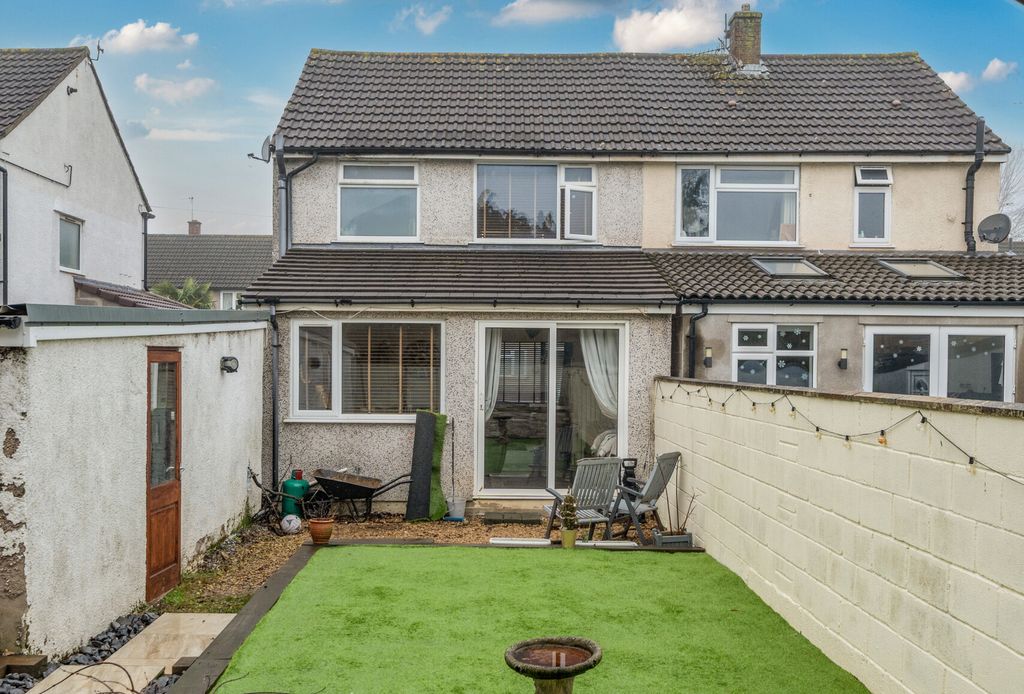 Property photo 1 of 21 Garden