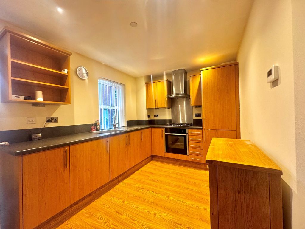 Property photo 3 of 6 Picture No. 39