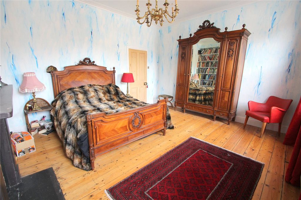 Property photo 3 of 14 Picture No. 01