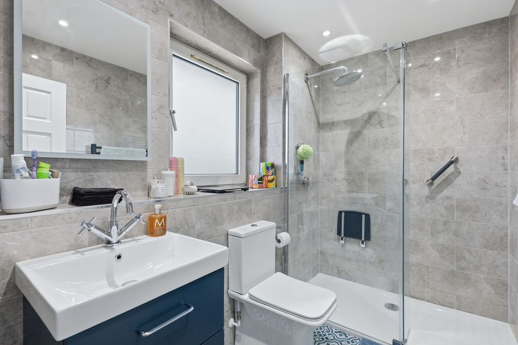 Additional image 5 of 5 bed detached house for saleWellfield Road, Folkestone CT20