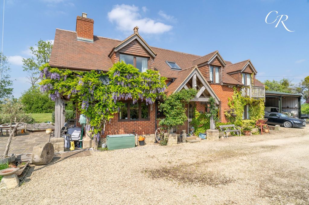 Property photo 2 of 30