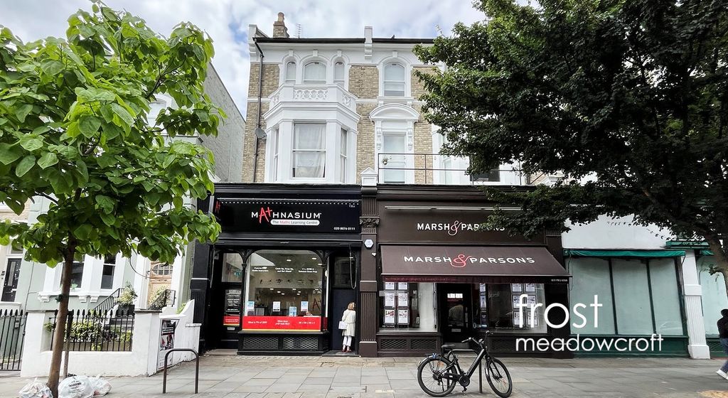Property photo 1 of 5 136Lancasterroadnottinghill Ext2.Jpg