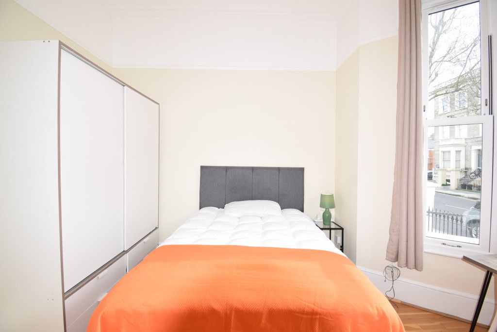 Property photo 3 of 6