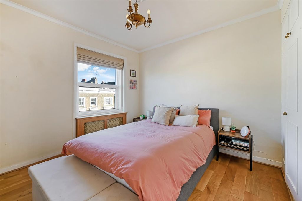 Property photo 3 of 13 Lexham Gardens, 105, 6-3.Jpg