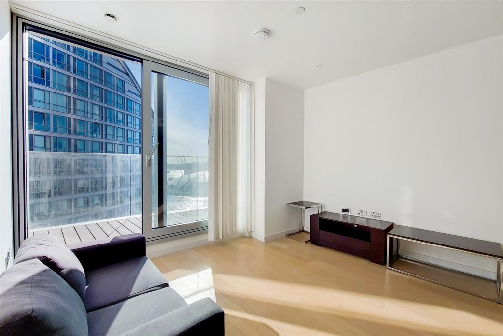 Property photo 3 of 10 4_Kitchen - Reception-0.Jpg