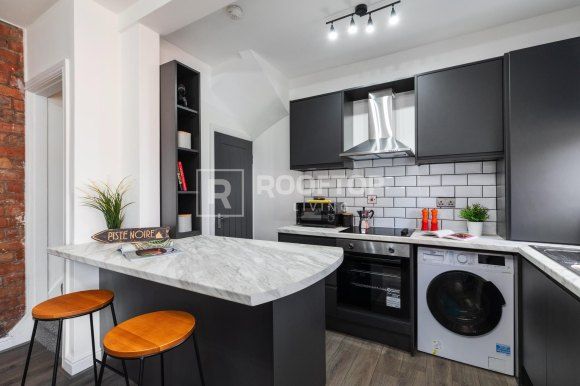 Property photo 1 of 16 8995508.Jpg