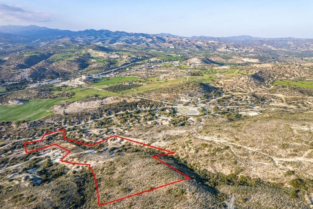 Property photo 3 of 4