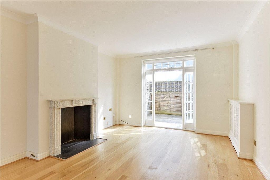 Property photo 2 of 12 Image