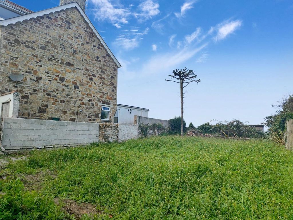 Property photo 3 of 7