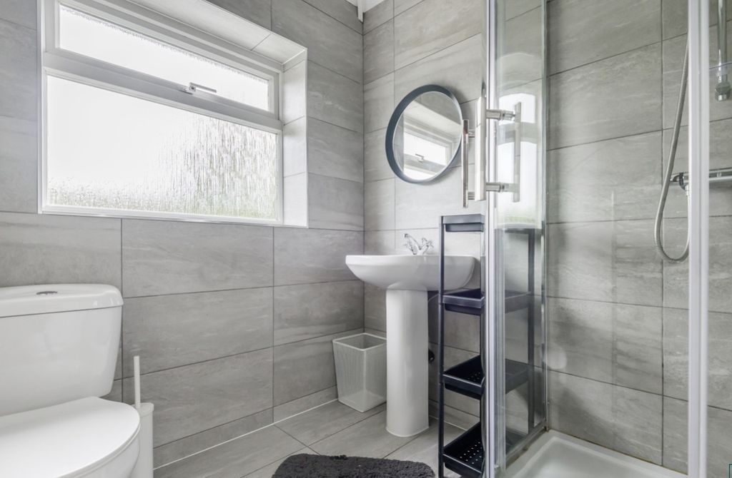 Property photo 3 of 16 5d844c76-97A6-4Bf1-B40E-02Ba21196014