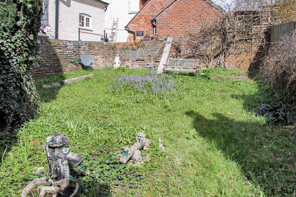 Property photo 3 of 9