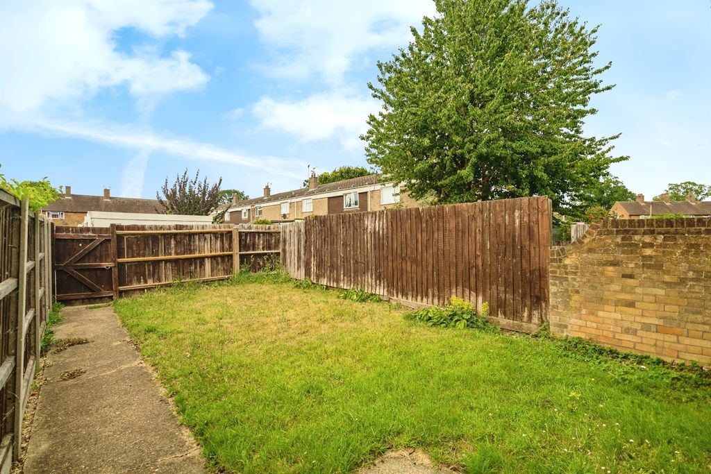 Property photo 3 of 17
