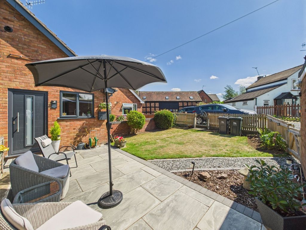 Property photo 2 of 11 Picture No. 26