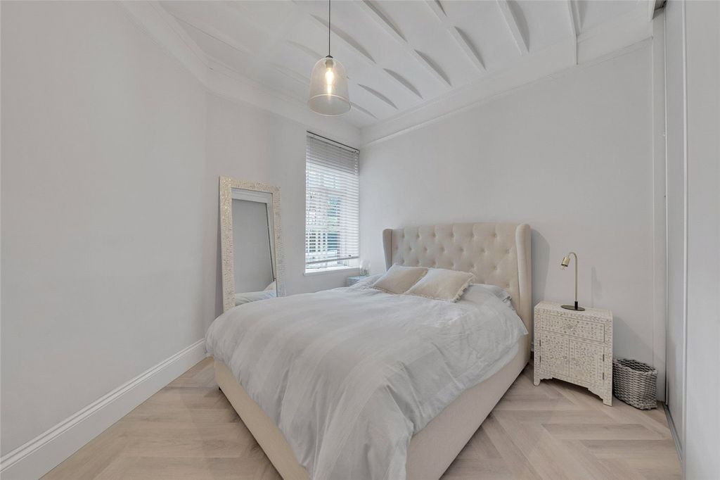 Property photo 2 of 16 Picture No. 02