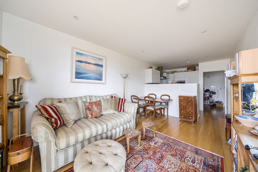 Property photo 3 of 19 1442343-5-69Df6Ea...