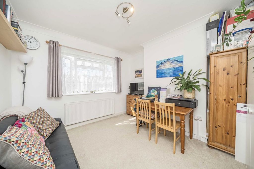 Property photo 2 of 4
