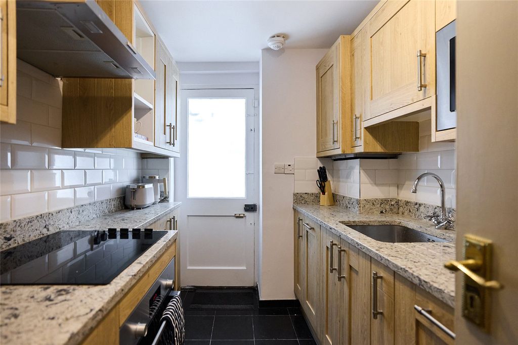 Property photo 3 of 50 Kitchen