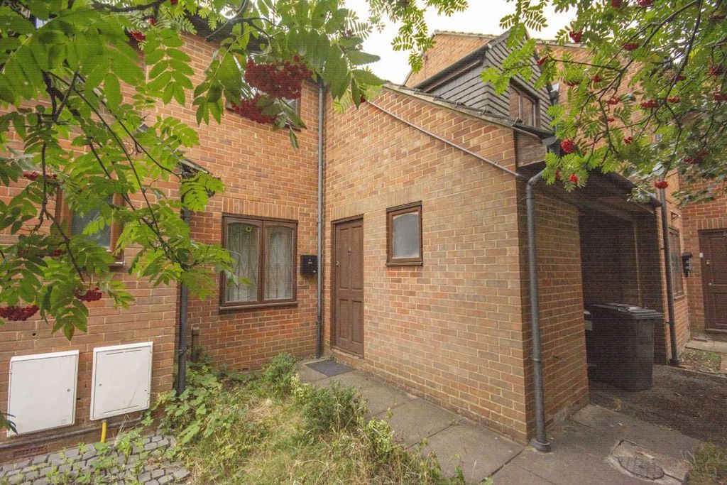 Property photo 1 of 1