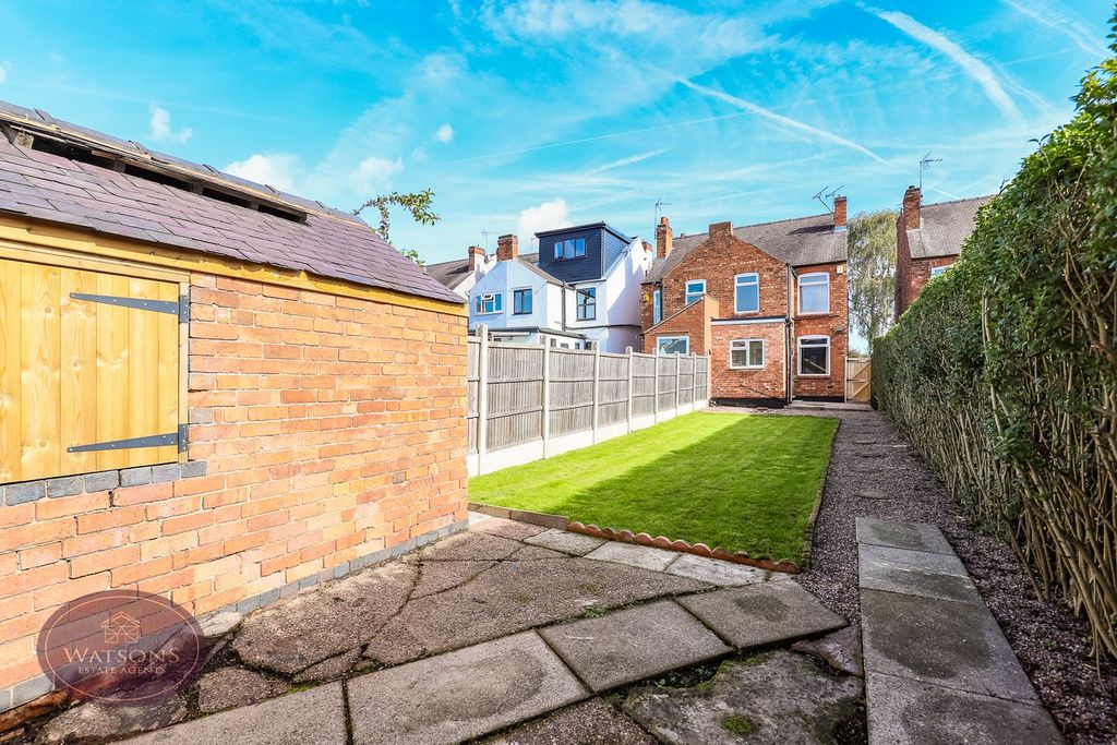 Property photo 2 of 19