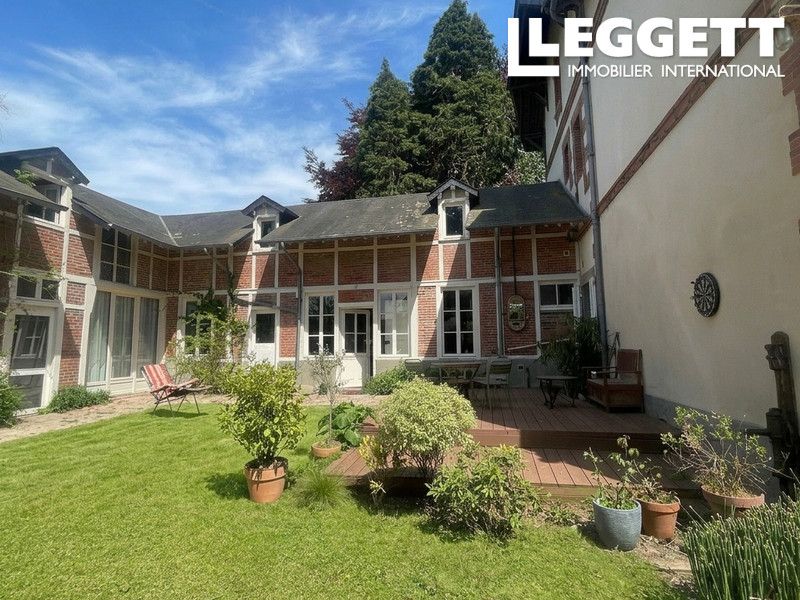 Property photo 2 of 10