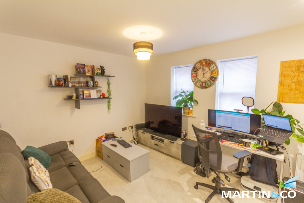 Property photo 2 of 8