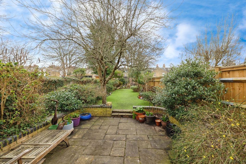 Property photo 3 of 22 Pbox-Img.Jpg