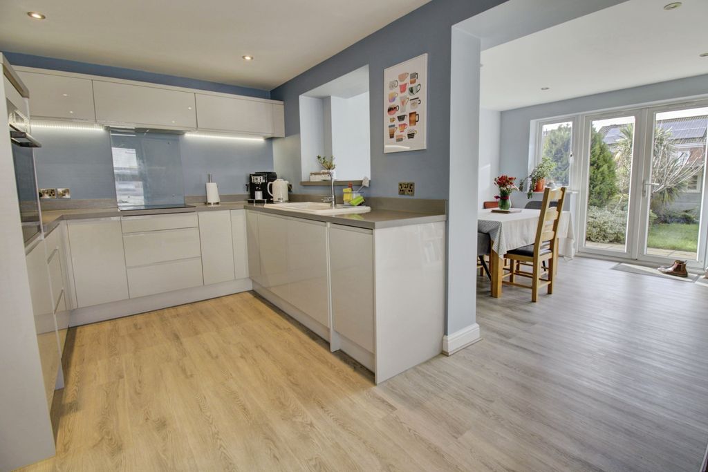 Property photo 3 of 18 Photo #3